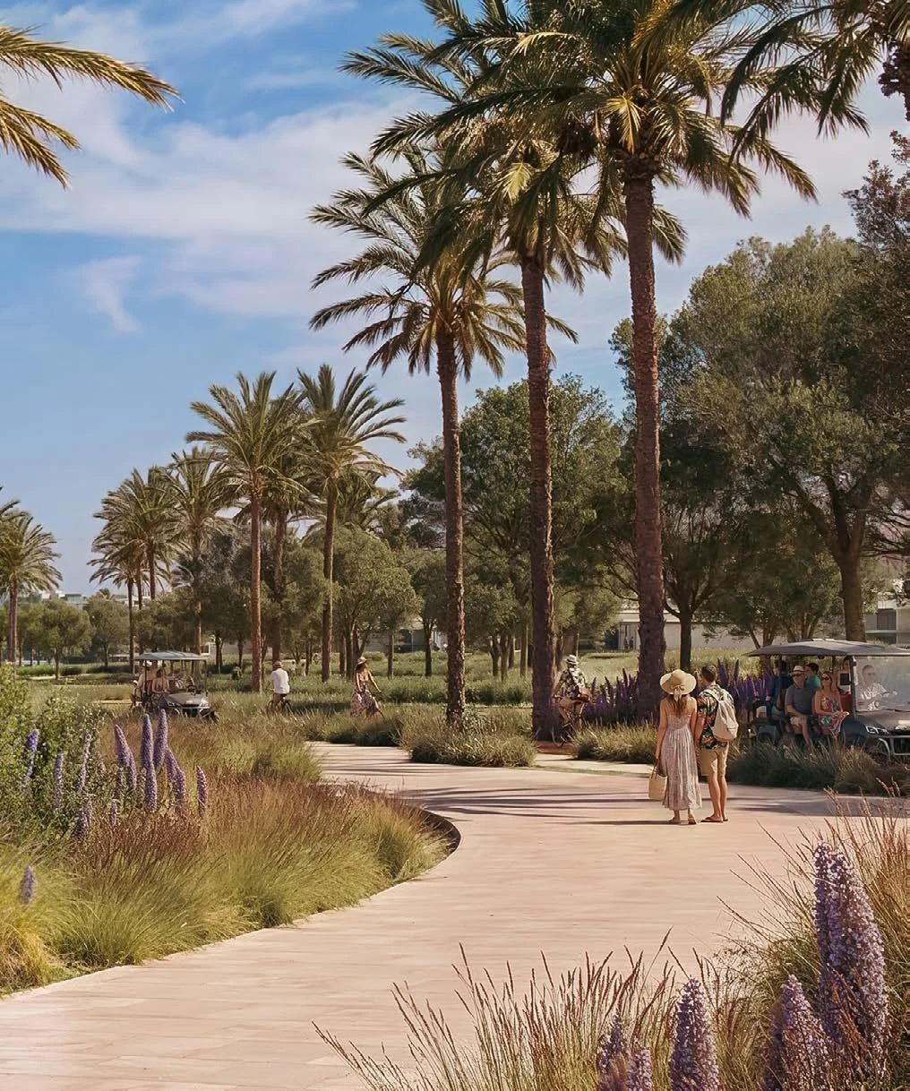 A complete, walkable city.